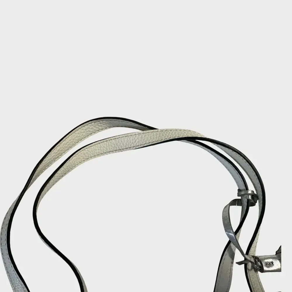 Victoria's Secret Laser-Cut logo Tote Bag in White Faux Leather - Picture 8 of 10